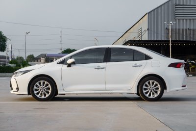 TOYOTA ALTIS 1.6 G AT ปี2020 (9กว1103)