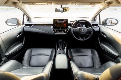 TOYOTA ALTIS 1.6 G AT ปี2020 (9กว1103)