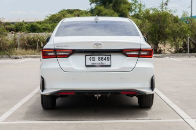 TOYOTA YARIS ATIV 1.2 PREMIUM ปี2023 (งบ8649)