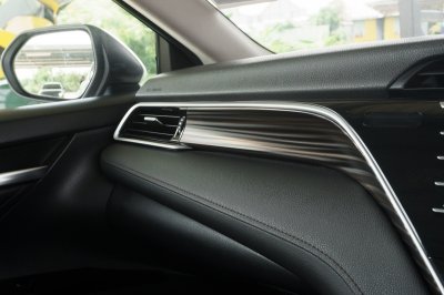 TOYOTA CAMRY 2.0 G AT ปี 2018 (ขท2902)
