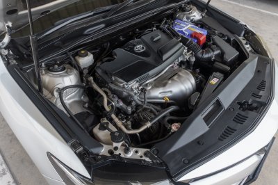 TOYOTA CAMRY 2.0 G AT ปี 2018 (ขท2902)