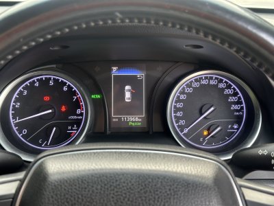 TOYOTA CAMRY 2.0 G AT ปี 2018 (ขท2623)