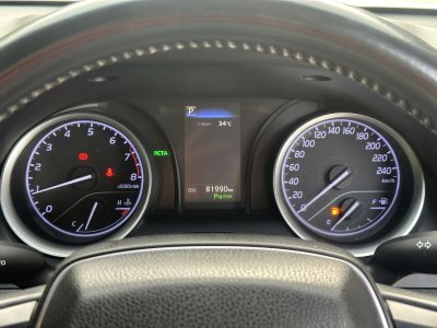 TOYOTA CAMRY 2.0 G AT ปี 2018 (ขท2886)