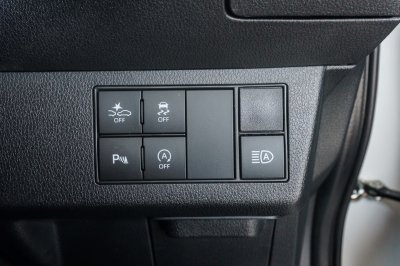 TOYOTA YARIS ATIV 1.2 PREMIUM ปี2023 (งบ8649)