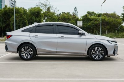 TOYOTA YARIS ATIV 1.2 SMART ปี2023 (ขง7178)