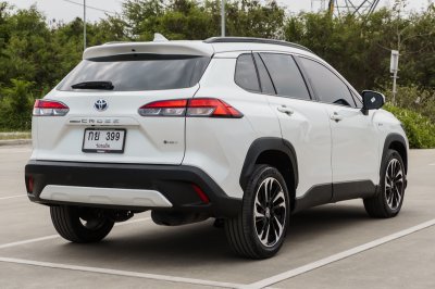 TOYOTA COROLLA CROSS 1.8 HEV PREMIUM LUXURY ปี2024 (กย399)