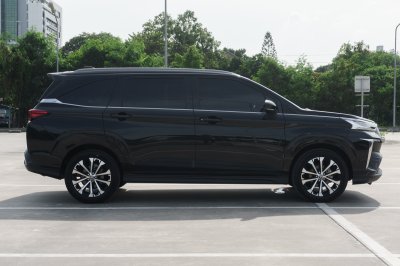 TOYOTA VELOZ 1.5 PREMIUM ปี2023 (4ขง7677)