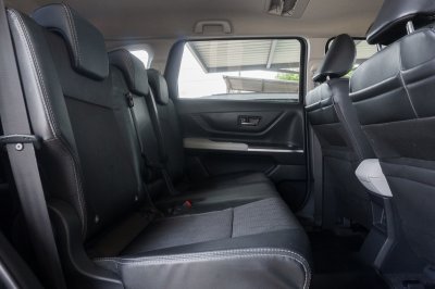 TOYOTA VELOZ 1.5 PREMIUM ปี2023 (4ขง7677)