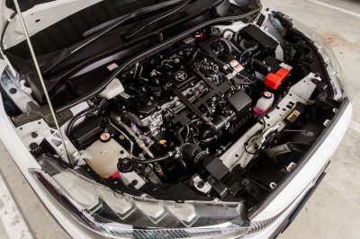 TOYOTA COROLLA CROSS 1.8 HEV PREMIUM LUXURY ปี2024 (กย399)