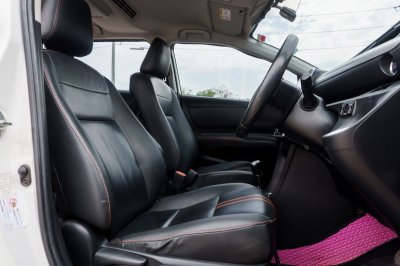 TOYOTA SIENTA 1.5 V AT ปี 2019 (กฉ1255)