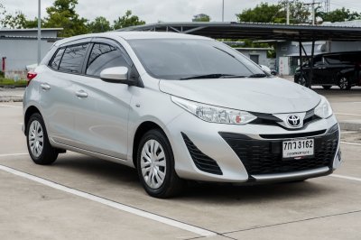 TOYOTA YARIS 1.2 J AT ปี2018 (7กว3162)