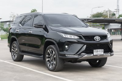 TOYOTA FORTUNER 2.4 LEGENDER ปี2020 (1ขส4129)