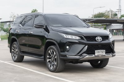 TOYOTA FORTUNER 2.4 LEGENDER ปี2022 (2ขย7321)