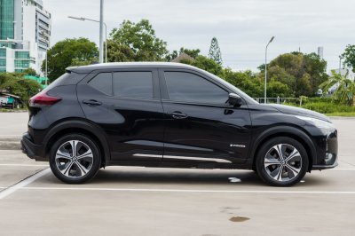 NISSAN KICKS 1.2 V E-POWER ปี2020 จด2022 (2ขฬ6916)