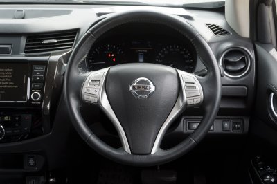 NISSAN TERRA 2.3 VL ปี2020 จด2021 (2ขด2163)