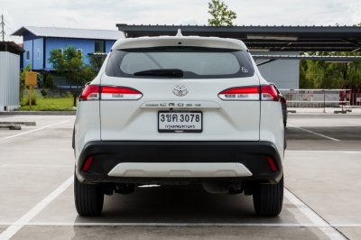 TOYOTA COROLLA CROSS 1.8 SPORTS ปี2022 (3ขด3078)