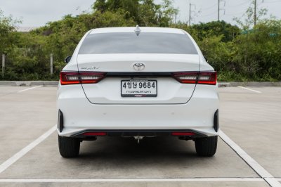 TOYOTA YARIS ATIV 1.2 PREMIUM LUXURY AT ปี2023 (4ขษ9684)