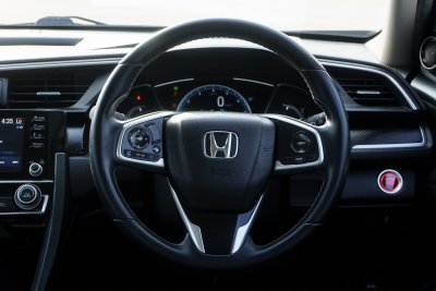HONDA CIVIC 1.8 EL ปี2019 จด2020 (9กฮ3195)
