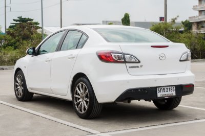 MAZDA 3 1.6 SPIRIT SEDAN AT ปี2012 (5กข2186)