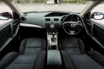 MAZDA 3 1.6 SPIRIT SEDAN AT ปี2012 (5กข2186)