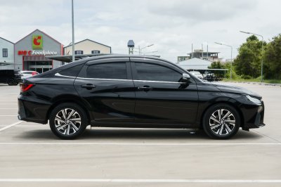 TOYOTA YARIS ATIV 1.2 PREMIUM LUXURY AT ปี 2024 (6ขส9914)