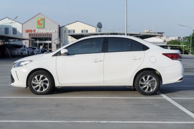 TOYOTA VIOS 1.5 MID AT ปี 2020 (1ขญ7078)