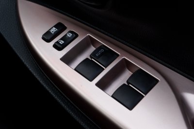 TOYOTA VIOS 1.5 MID AT ปี 2020 (1ขญ7067)