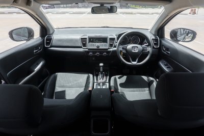 HONDA CITY 1.0 V AT ปี 2021 (2ขฎ8674)