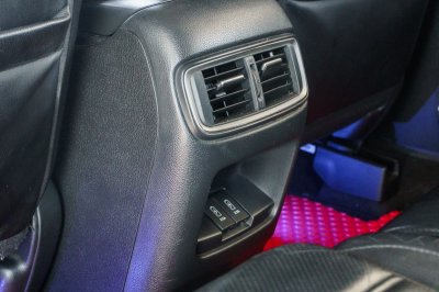 HONDA CR-V 2.4 E ปี2018 (4ขท3765)