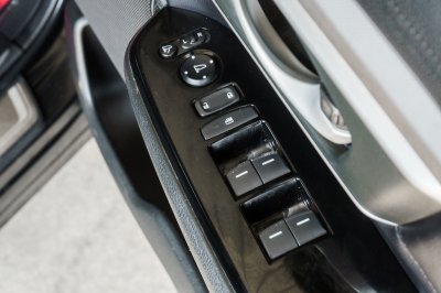 HONDA CR-V 2.4 E ปี2018 (4ขท3765)