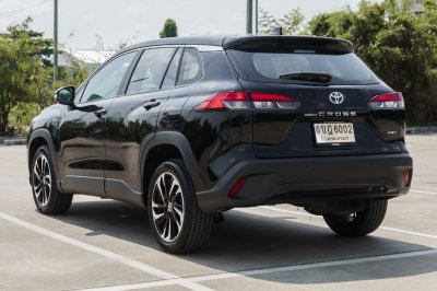 TOYOTA COROLLA CROSS 1.8 HYBRID PREMIUM ปี2024 (6ขฎ6002)