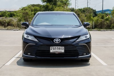 TOYOTA CAMRY 2.5 SPORT AT ปี2021 จด2022 (2ขภ5603)
