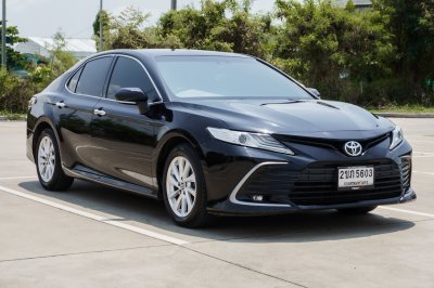 TOYOTA CAMRY 2.5 SPORT AT ปี2021 จด2022 (2ขภ5603)