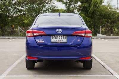 TOYOTA YARIS ATIV 1.2 S ปี2017 (9กด3659)