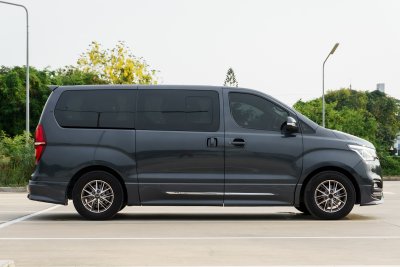 HYUNDAI H1 2.5 ELITE AT ปี2019 (1นก2903)