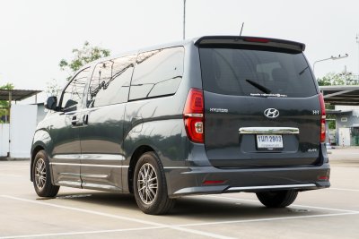 HYUNDAI H1 2.5 ELITE AT ปี2019 (1นก2903)