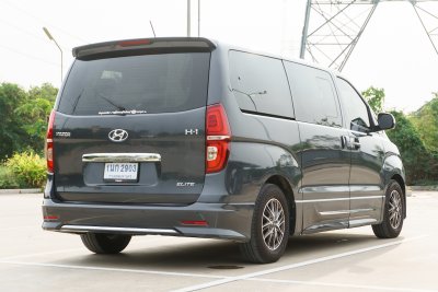 HYUNDAI H1 2.5 ELITE AT ปี2019 (1นก2903)