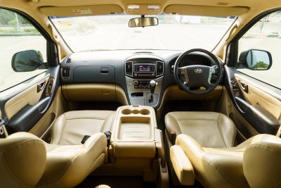 HYUNDAI H1 2.5 ELITE AT ปี2019 (1นก2903)