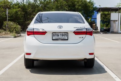 TOYOTA ALTIS 1.6 G AT ปี2019 (8กผ1905)