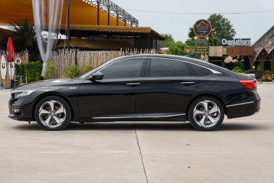 HONDA ACCORD 2.0 HYBRID TECH AT ปี 2019 (9กฒ7672)