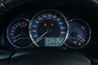 TOYOTA ALTIS 1.6 G AT ปี2019 (8กผ1905)