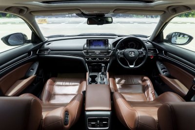 HONDA ACCORD 2.0 HYBRID TECH AT ปี 2019 (9กฒ7672)