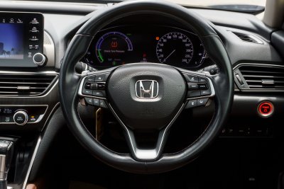 HONDA ACCORD 2.0 HYBRID TECH AT ปี 2019 (9กฒ7672)