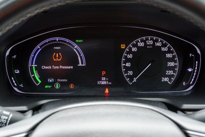 HONDA ACCORD 2.0 HYBRID TECH AT ปี 2019 (9กฒ7672)