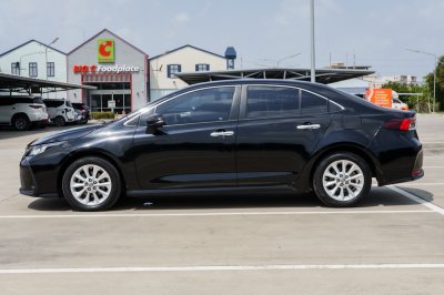 TOYOTA ALTIS 1.6 G AT ปี2020 (1ขน4096)