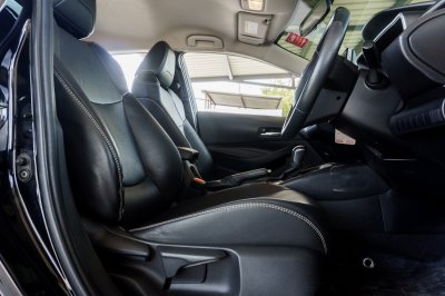 TOYOTA ALTIS 1.6 G AT ปี2020 (1ขน4096)