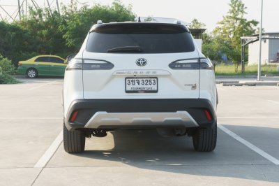 TOYOTA COROLLA CROSS 1.8 HV GR SPORT AT ปี 2022 (3ขจ3253)