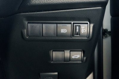 TOYOTA COROLLA CROSS 1.8 HV GR SPORT AT ปี 2022 (3ขจ3253)