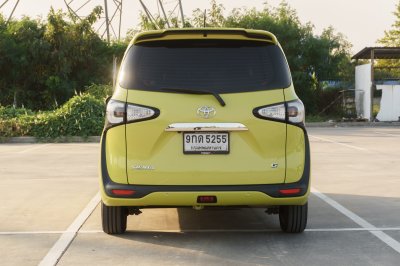 TOYOTA SIENTA 1.5 G AT ปี 2019 (9กด5255)