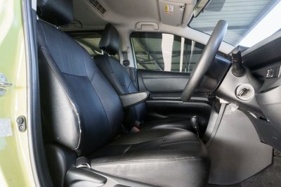 TOYOTA SIENTA 1.5 G AT ปี 2019 (9กด5255)